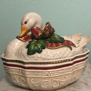 CHRISTMAS duck covered dish